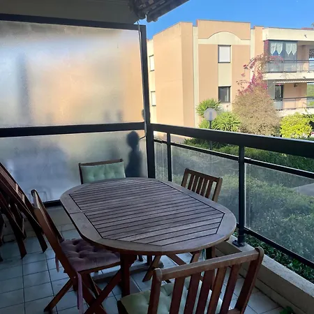 Apartment Joli Avec Piscine *